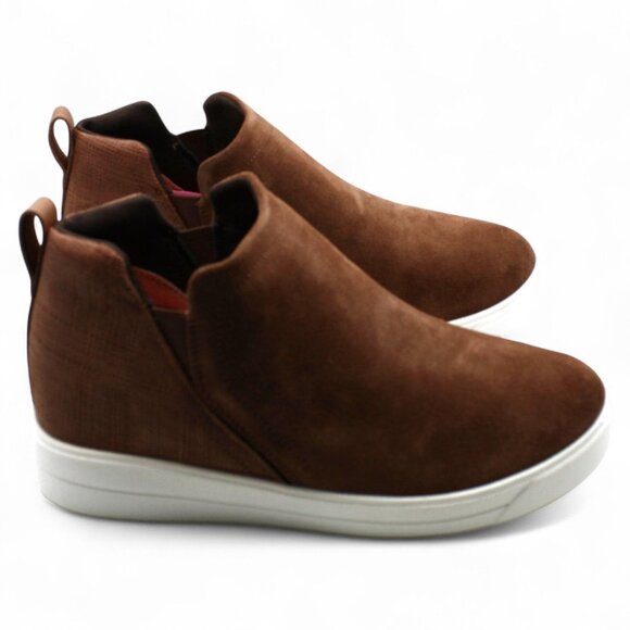 Women Slip on Wedge Sneakers - Picture 5 of 8